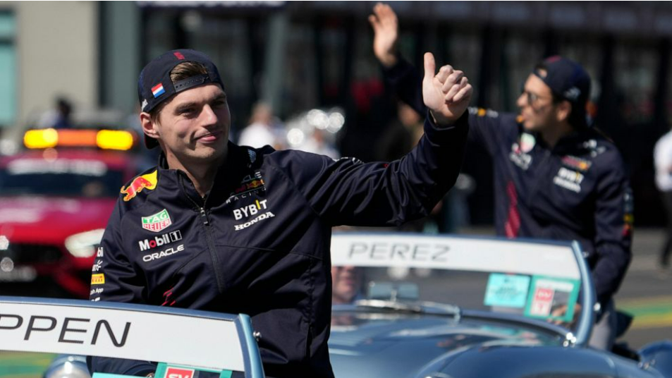 Verstappen wins in wild finish to F1 Australian Grand Prix