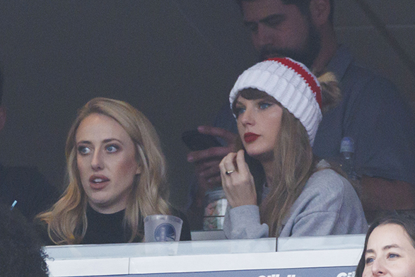 Taylor Swift Supports Travis Kelce With Her Parents at His Chiefs Game on Christmas Day
