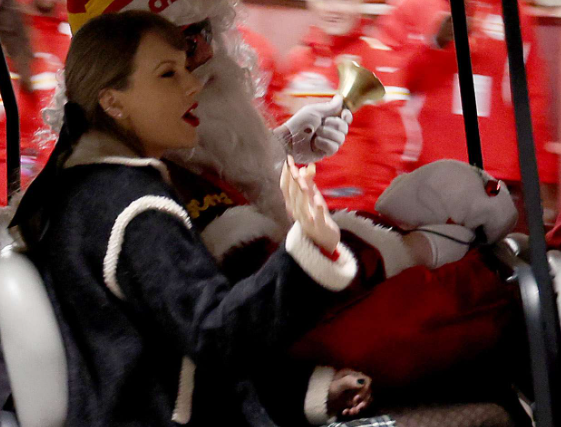 Taylor Swift Supports Travis Kelce With Her Parents at His Chiefs Game on Christmas Day