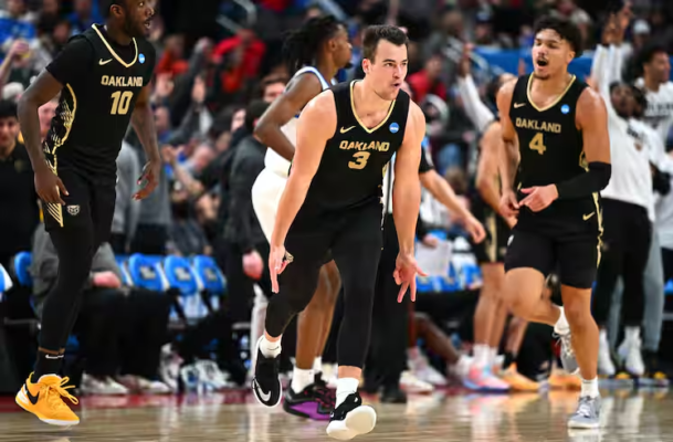 Oakland extends Kentucky's NCAA Tournament woes with massive March Madness upset