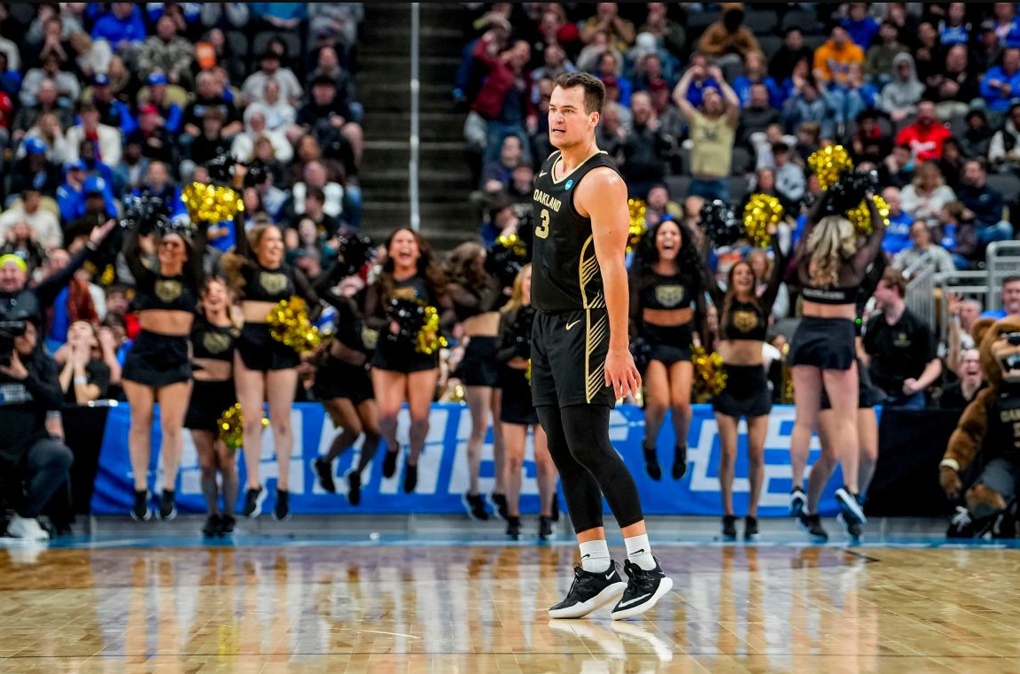 Oakland extends Kentucky's NCAA Tournament woes with massive March Madness upset