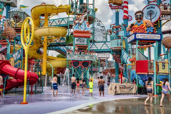 9-Year-Old Girl Dies in Wave Pool at Hersheypark in Pennsylvania