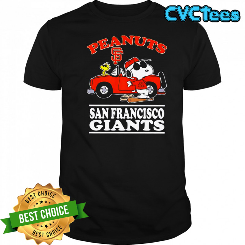 San Francisco Giants And Peanuts Posing Next To The Car T-Shirt