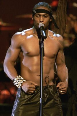 Neo soul legend D’Angelo has passed away at 51