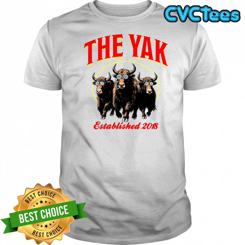 Dave Portnoy The Yak est 2018 podcast bulls shirt
